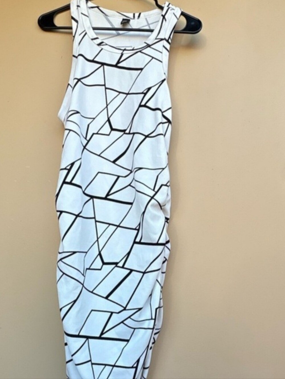 Women’s knit ruched midi dress. The Dress Fits ore Like An American Size Small
